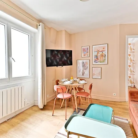 Pour 4 Proche De La Gare Montparnasse Apartment